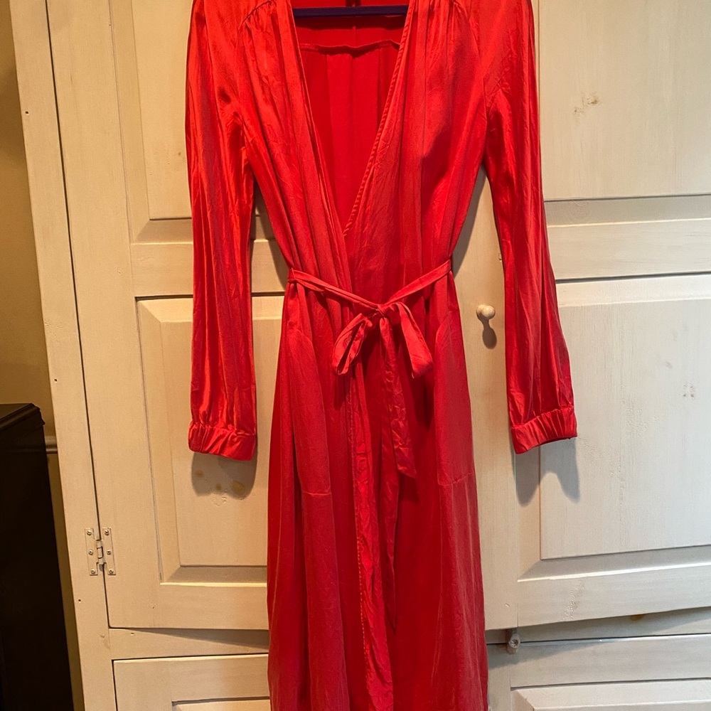 Soma Red Luxurious Silk Robe: Intimates & Sleepwear EUC